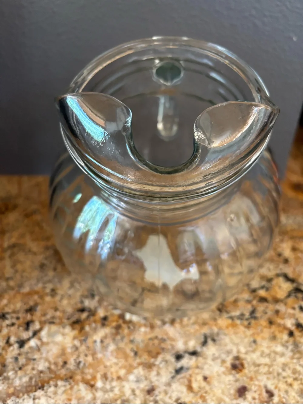 Williams Sonoma New with Tags Ribbed Glass Tilt Ball Pitcher – 80 oz Clear Glass